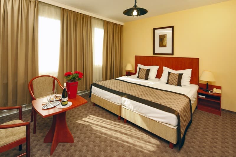 Hotel Charles photo 1