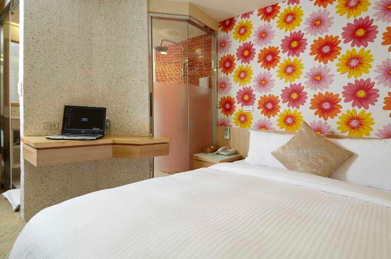 Hotel Color 5