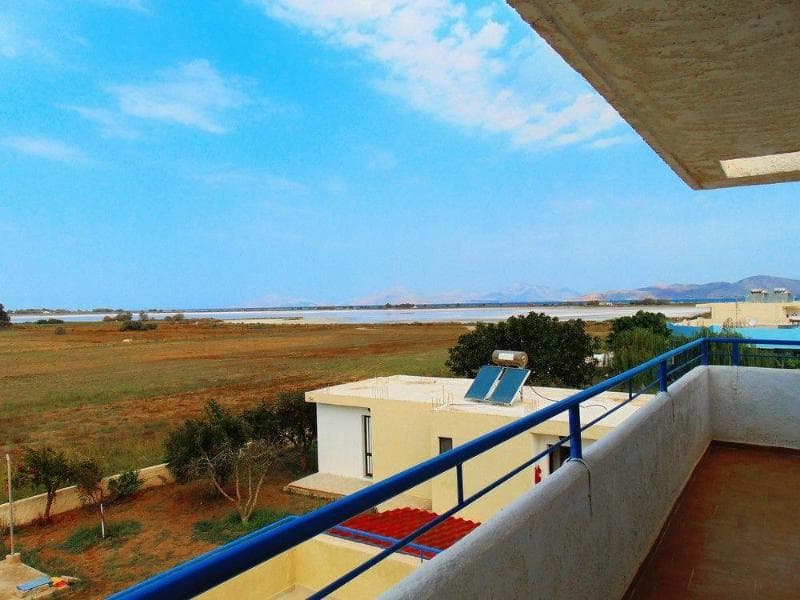Oasis Apartments 3