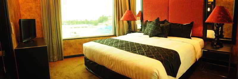 The Fields Plaza Suites photo 1