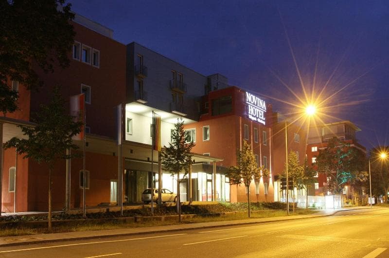 NOVINA HOTEL Tillypark 5