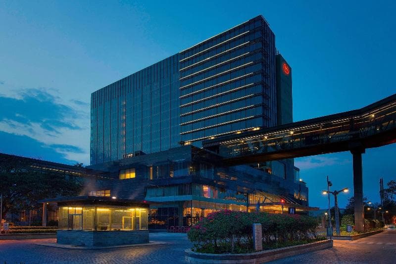 Sheraton Bangalore Hotel at Brigade Gateway photo 1