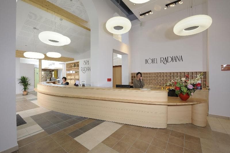 Hotel Radiana main