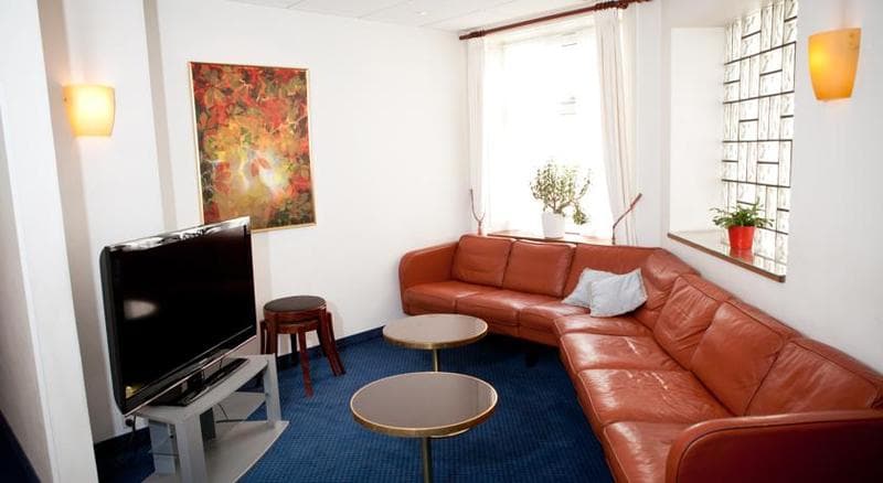 Saga Hotel photo 1