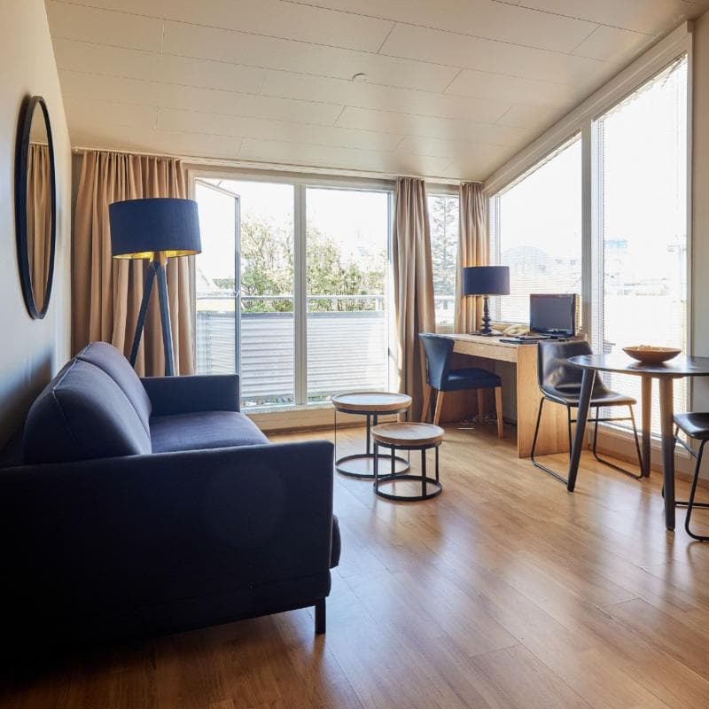 Hotel Fron 5