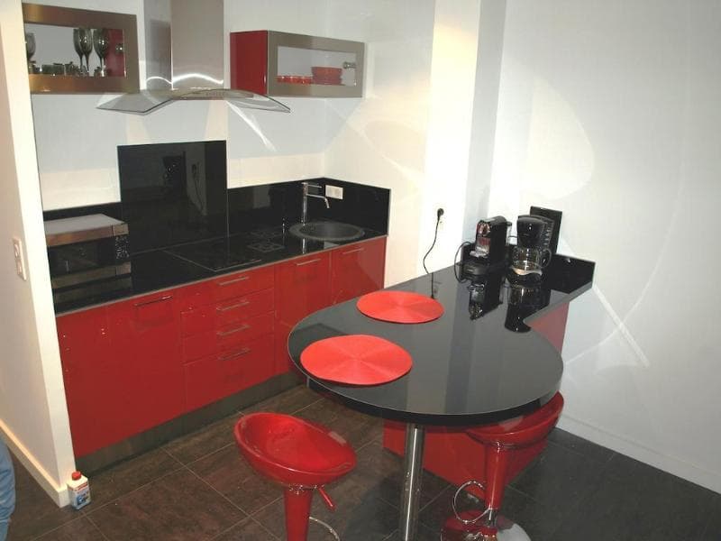 Azur Cannes Le Romanesque main