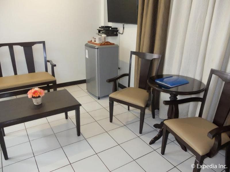Orchid Inn Resort 4