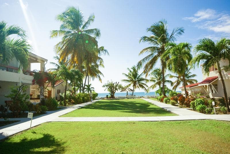Antigua Village 5