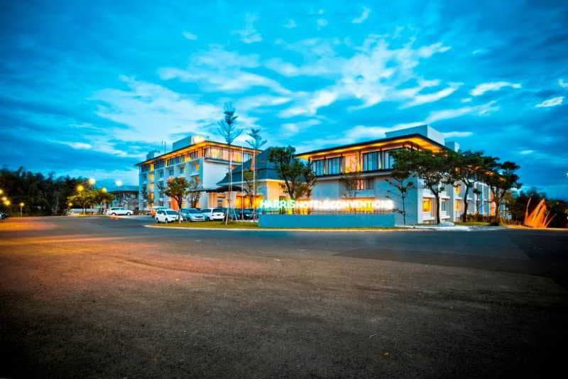 Harris Hotel And Conventions Malang photo 1