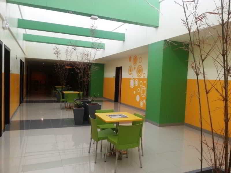 Go Hotels Otis-Manila 2