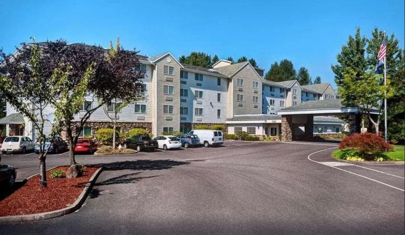Country Inn & Suites by Radisson, Portland International Airport, OR 4