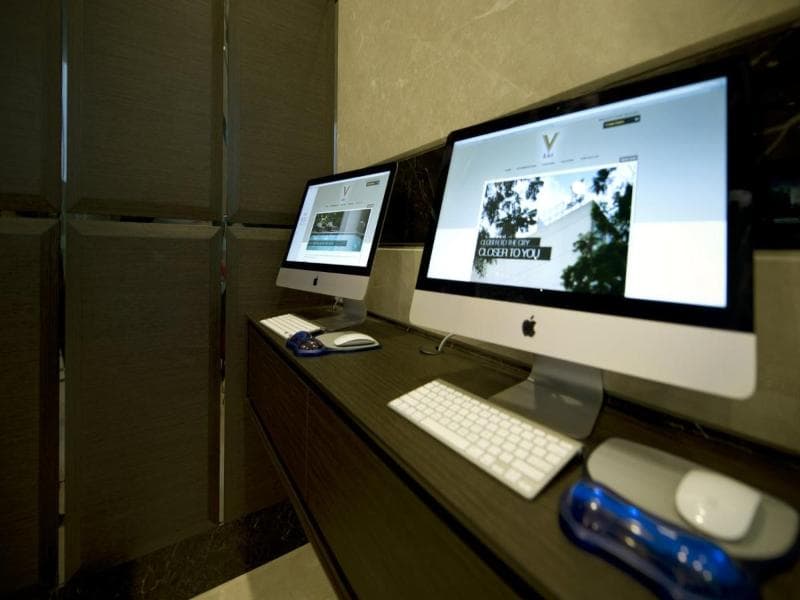 V Hotel Bencoolen 3