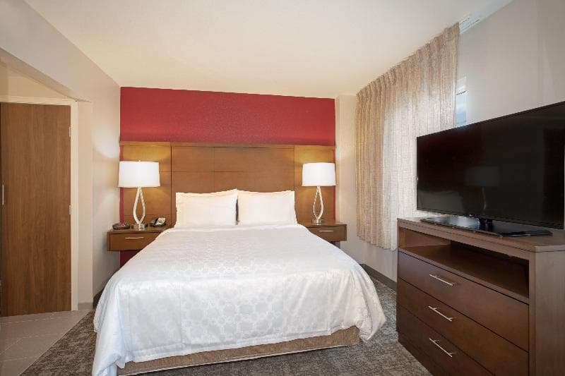 Staybridge Suites Denver International Airport 3