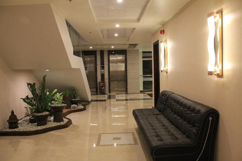 Savannah Resort Hotel main
