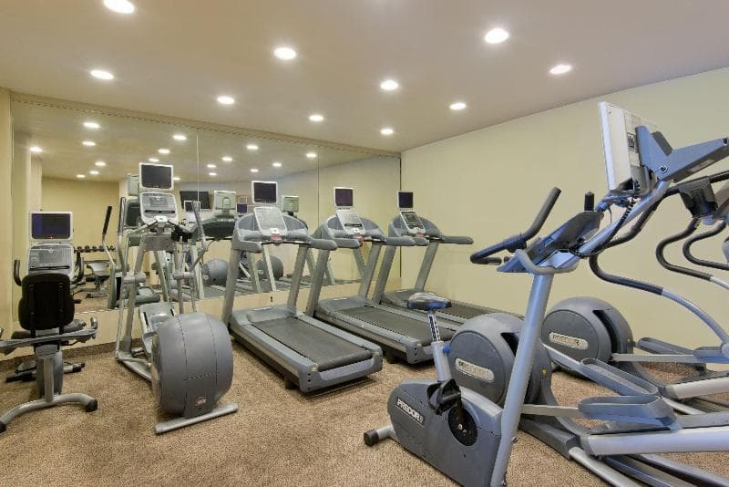 Crowne Plaza Albuquerque 3