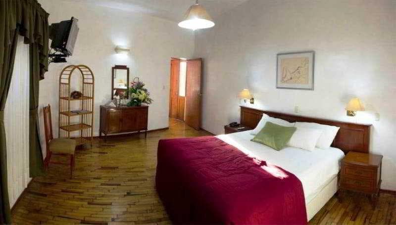 Dm Hoteles Mossone - Ica 2