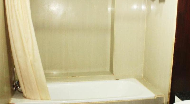 Losari Beach Hotel Makassar 5