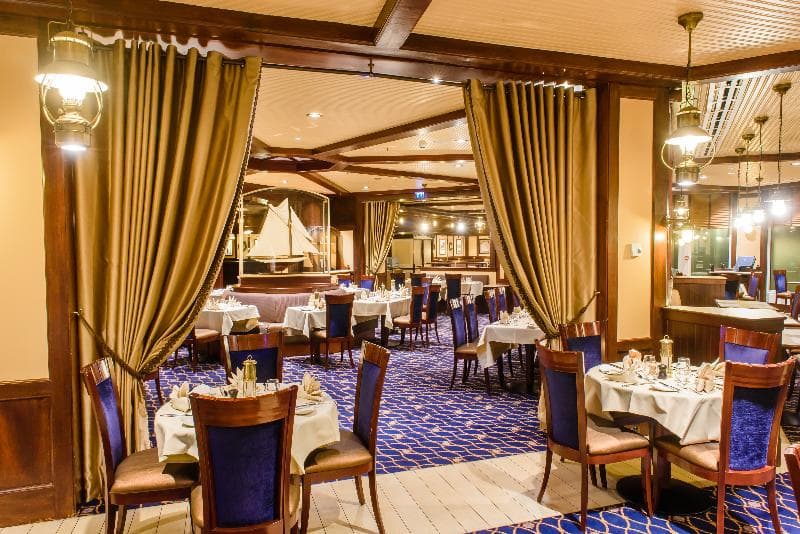 Disney's Newport Bay Club 4