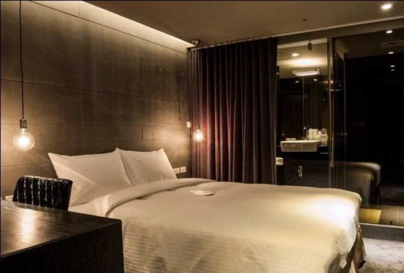 Vendome Hotel East Inn 5