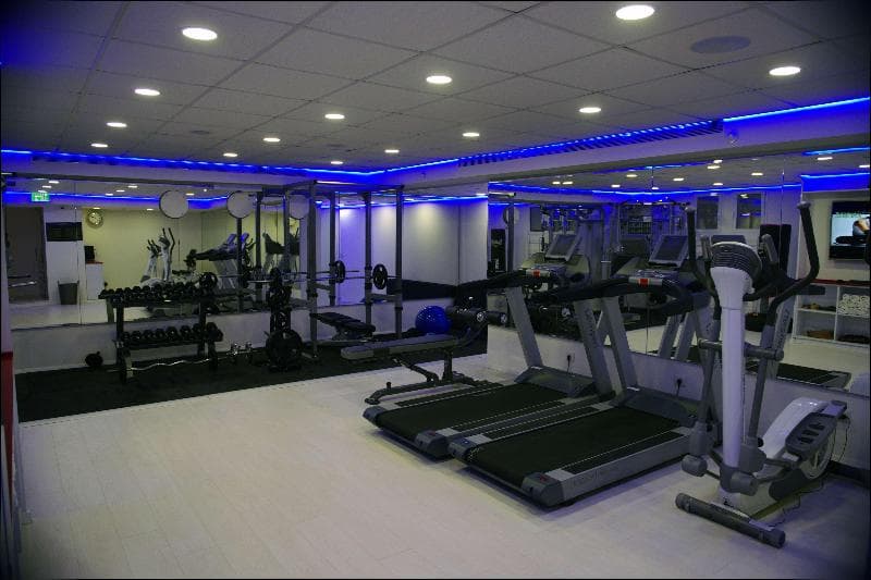 Best Western Regency Suites 5