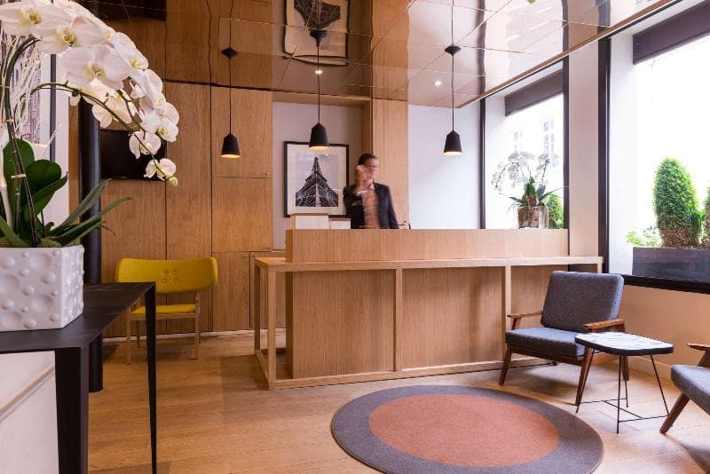 Best Western Hotel Jardin De Cluny 5