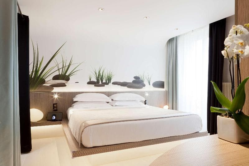 Best Western Hotel Jardin De Cluny 4