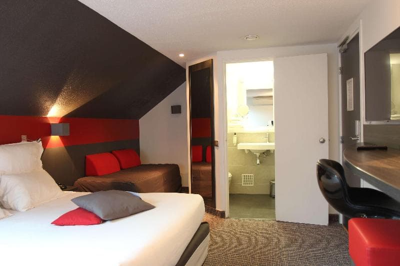 Best Western The Hotel Versailles 5