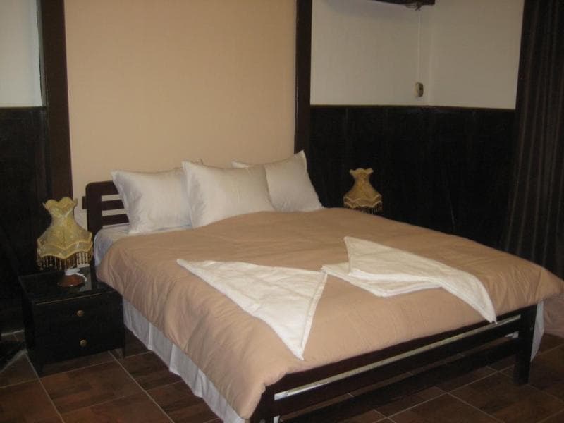 Cecilia Hotel 4