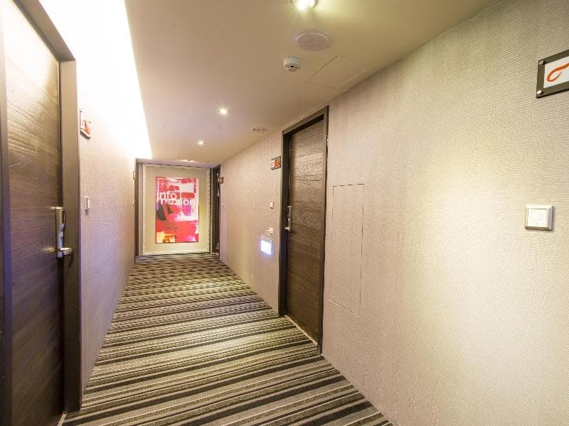 Ren Mei Fashion Hotel photo 1