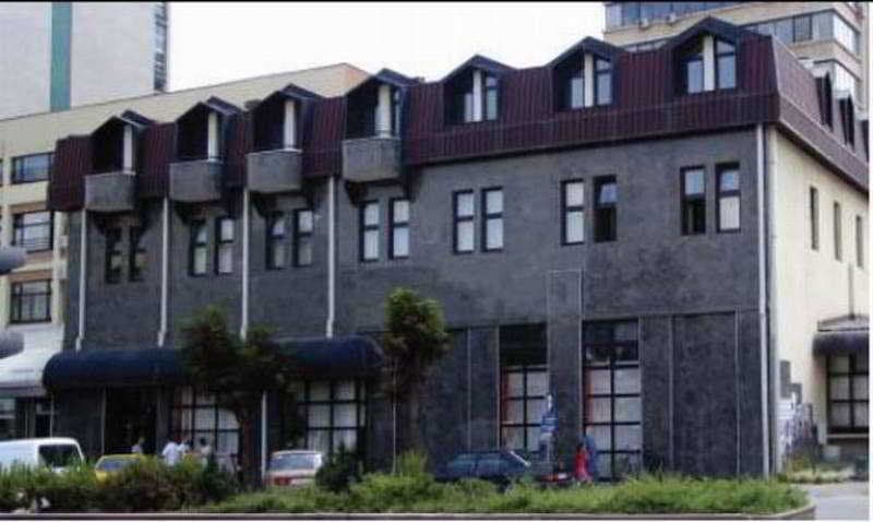 Hotel Lirak main
