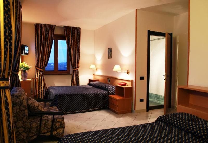 Hotel Lo Smeraldo photo 1