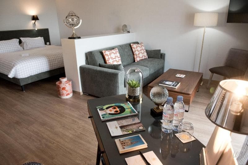 Hotel Aux Armes De Champagne 4
