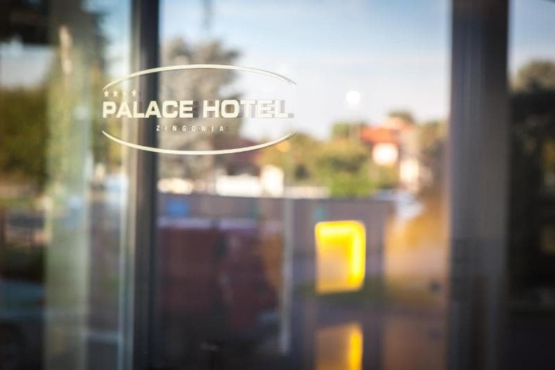 Palace Hotel 2