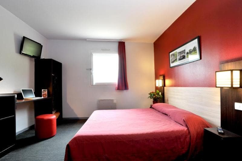 Brit Hotel Saint-Quentin main