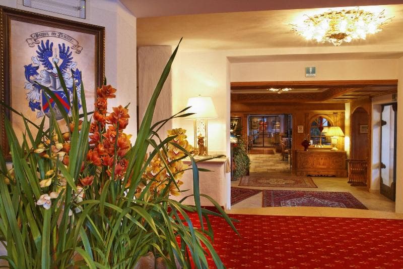 Hotel Sassongher 4