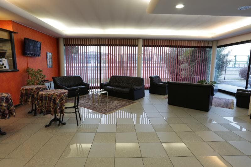 Art & Hotel Treviolo 5