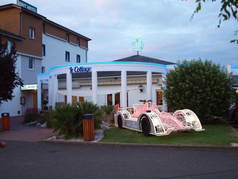 Brit Hotel Le Cottage 3