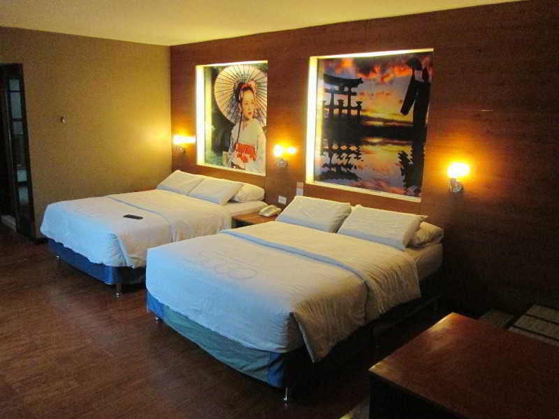 Hotel Sogo Alabang Rotonda (Adults Only) 4