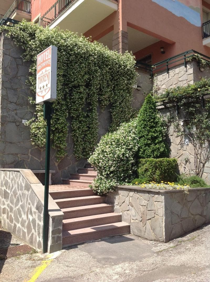 Hotel 3* Tirreno 5