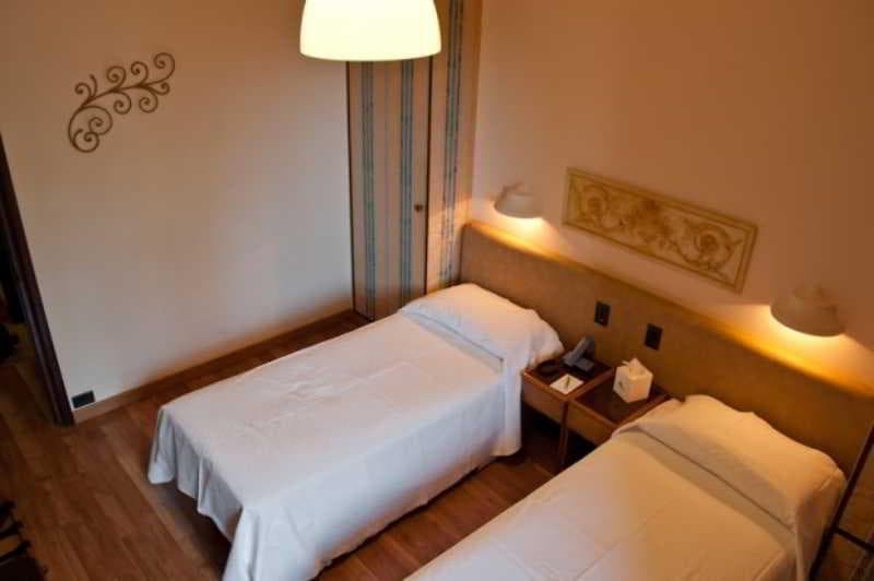 Astor Hotel 3