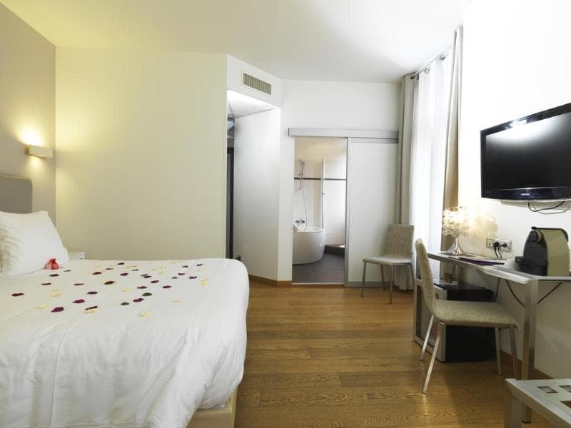 Logis Hotel Le Manoir D'agnes 3