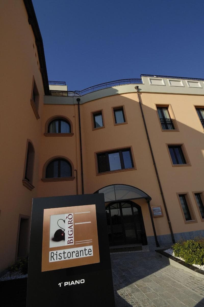 Hotel La Cartiera - Vignola Village Resort 2
