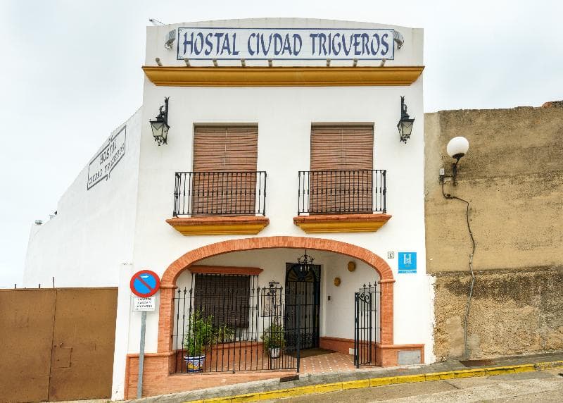 Hostal Ciudad De Trigueros main