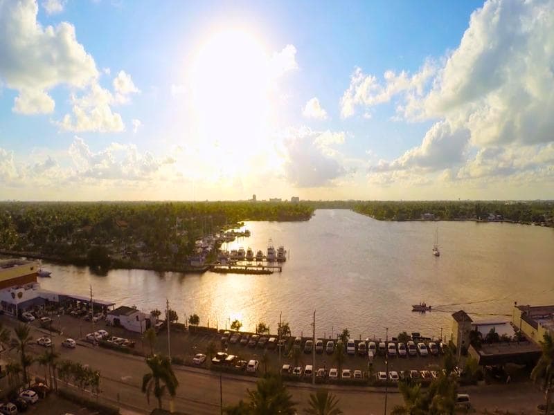 Hollywood Beachside Boutique Suites 2
