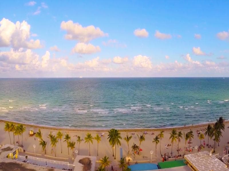 Hollywood Beachside Boutique Suites 3
