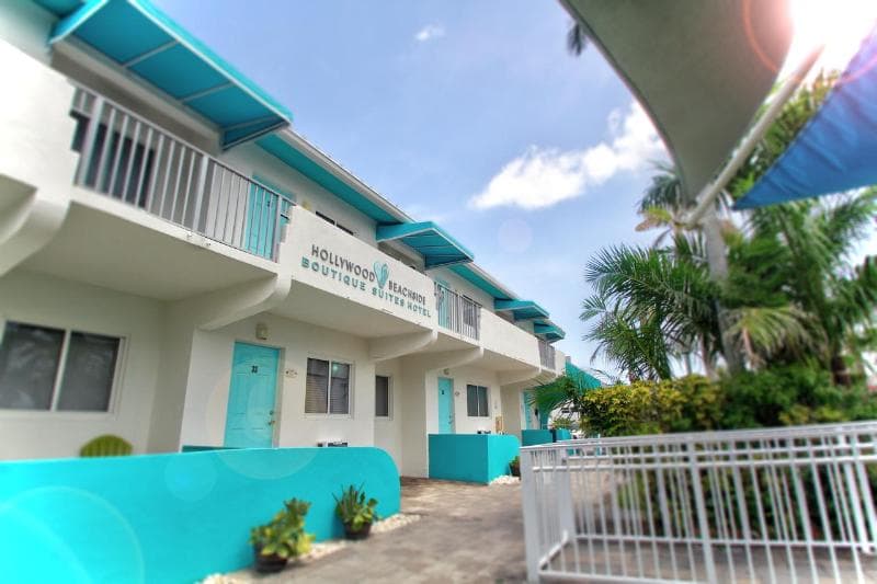 Hollywood Beachside Boutique Suites 5