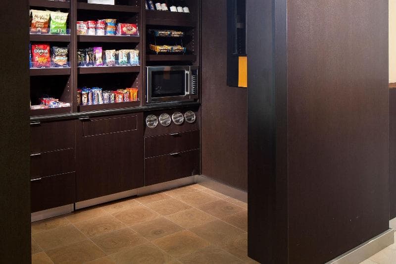 Courtyard By Marriott Fort Lauderdale East 3