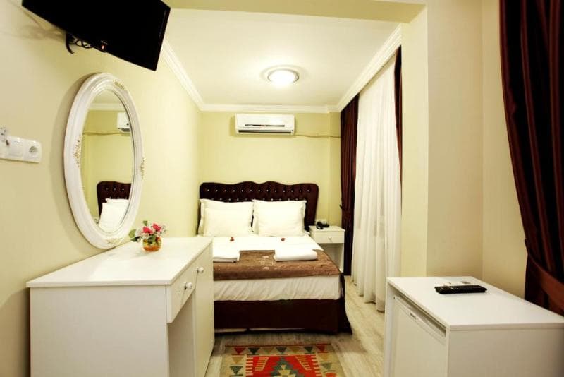 Spinel Hotel 2