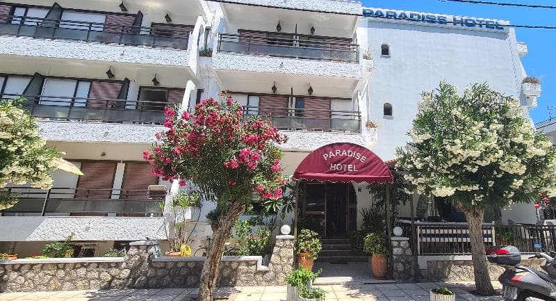 Paradise Hotel 3