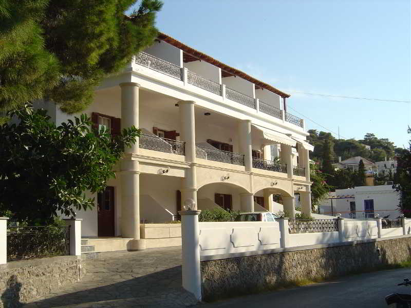 Oasis Hotel photo 1